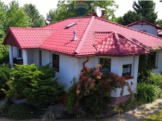 Dom na sprzedaż 4 pokoje Cieszyn, 166 m2, działka 4345 m2