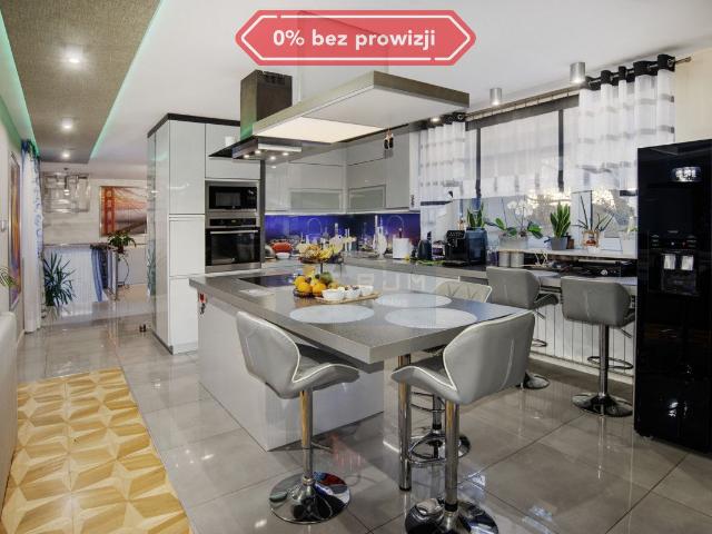 Dom na sprzedaż 4 pokoje Częstochowa, 270 m2, działka 1456 m2