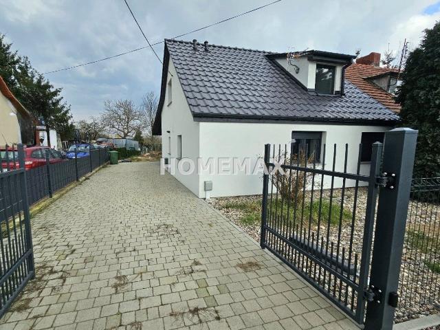 Dom na sprzedaż 4 pokoje Legnica, 100 m2, działka 1233 m2