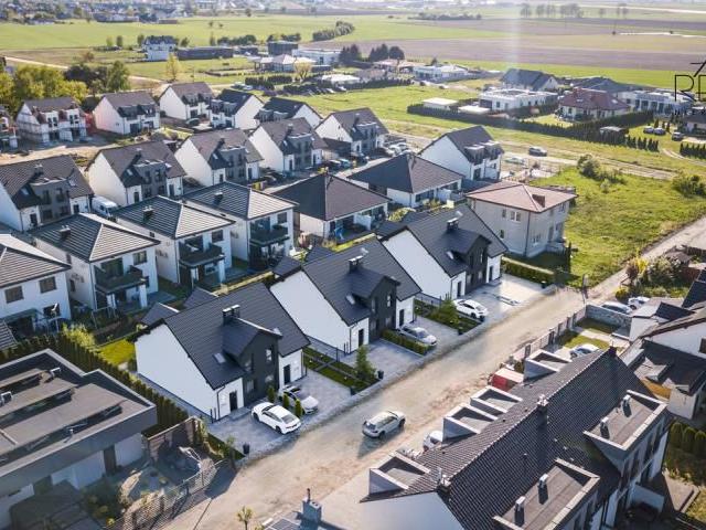 Dom na sprzedaż 4 pokoje Leszno, 98,22 m2, działka 220 m2