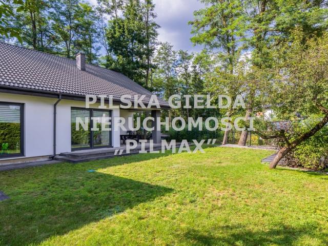 Dom na sprzedaż 4 pokoje Piła, 166,30 m2, działka 879 m2