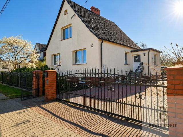 Dom na sprzedaż 4 pokoje Sławno, 150 m2, działka 1233 m2