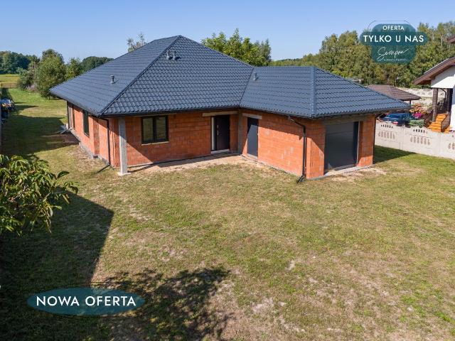 Dom na sprzedaż 4 pokoje sieradzki, 280,27 m2, działka 12200 m2