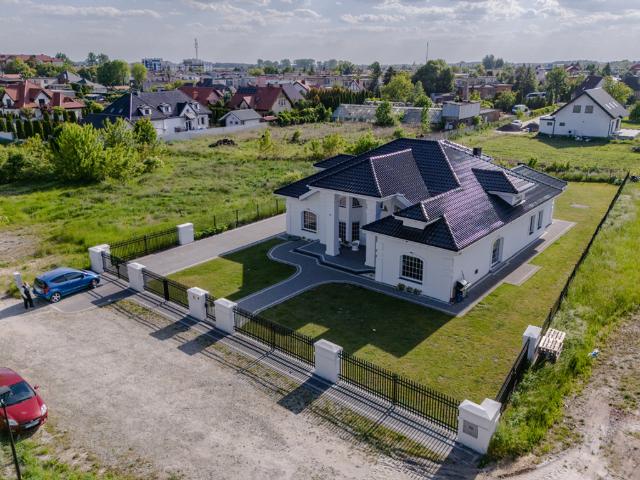 Dom na sprzedaż, Paderewskiego
