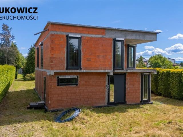 Dom na sprzedaż
