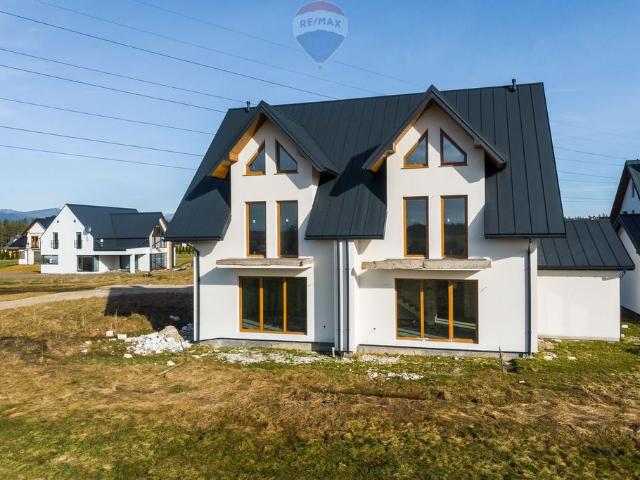 Dom na sprzedaż 5 pokoi nowotarski, 150,51 m2, działka 300 m2