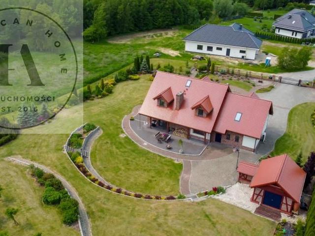 Dom na sprzedaż 5 pokoi Elbląg, 208,38 m2, działka 3494 m2