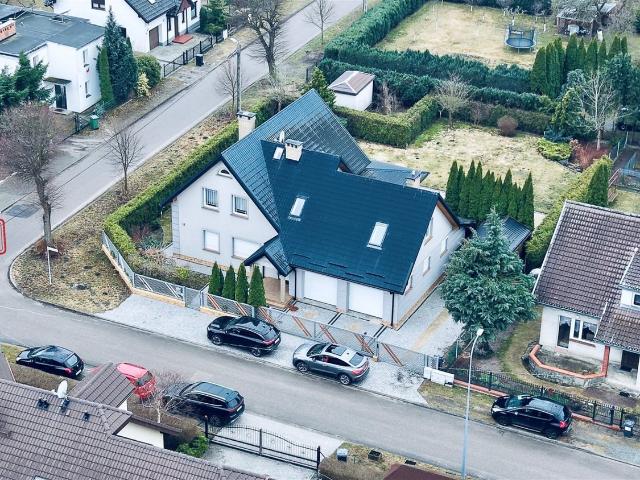 Dom na sprzedaż 5 pokoi Lębork, 268,45 m2, działka 971 m2