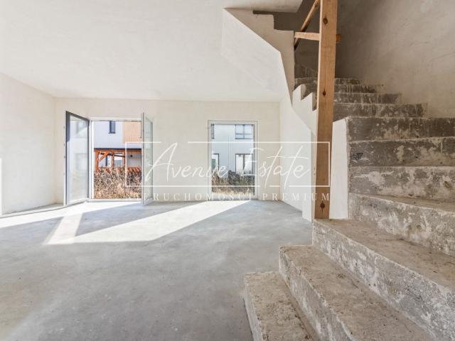 Dom na sprzedaż 5 pokoi piaseczyński, 93 m2, działka 300 m2