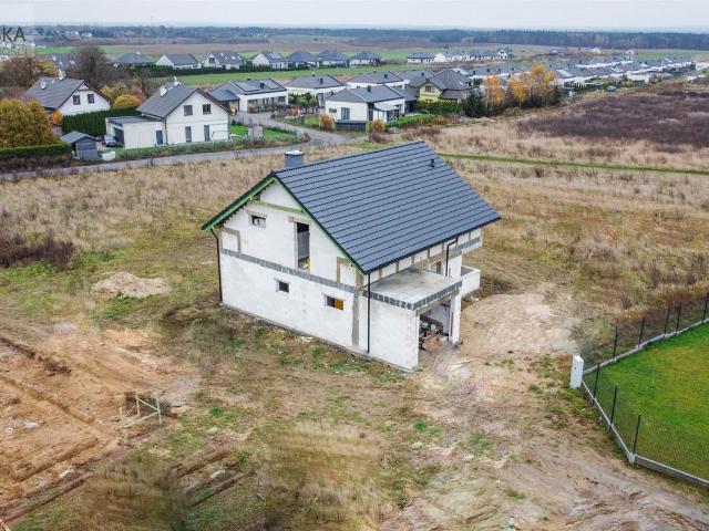 Dom na sprzedaż 5 pokoi pilski, 153,32 m2, działka 885 m2