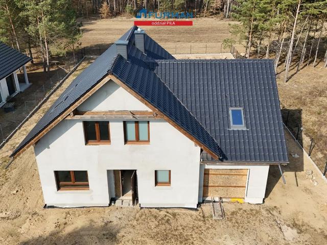 Dom na sprzedaż 5 pokoi pilski, 296,48 m2, działka 1157 m2