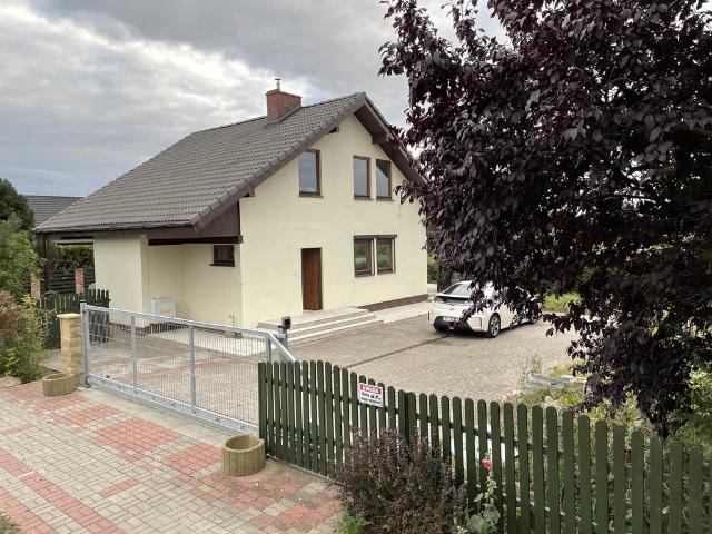 Dom na sprzedaż