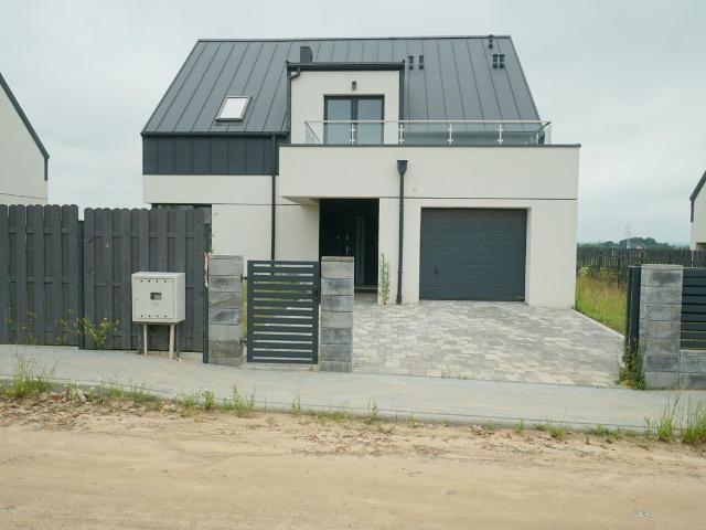 Dom na sprzedaż 6 pokoi łomżyński, 152,90 m2, działka 501 m2