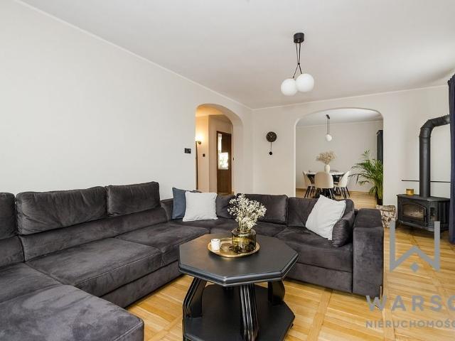 Dom na sprzedaż 6 pokoi Łomianki, 247 m2, działka 720 m2