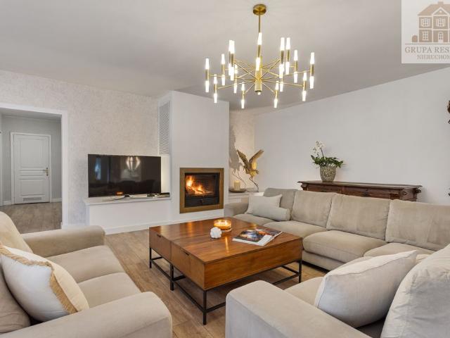 Dom na sprzedaż 6 pokoi Ostrów Wielkopolski, 200 m2, działka 1240 m2