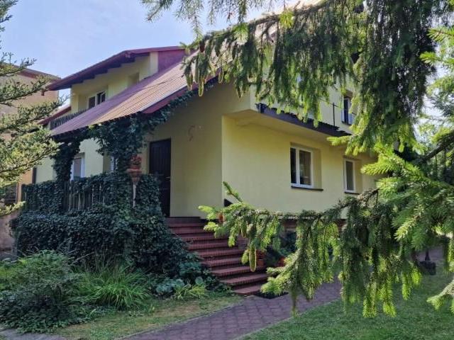 Dom na sprzedaż 6 pokoi będziński, 220 m2, działka 908 m2