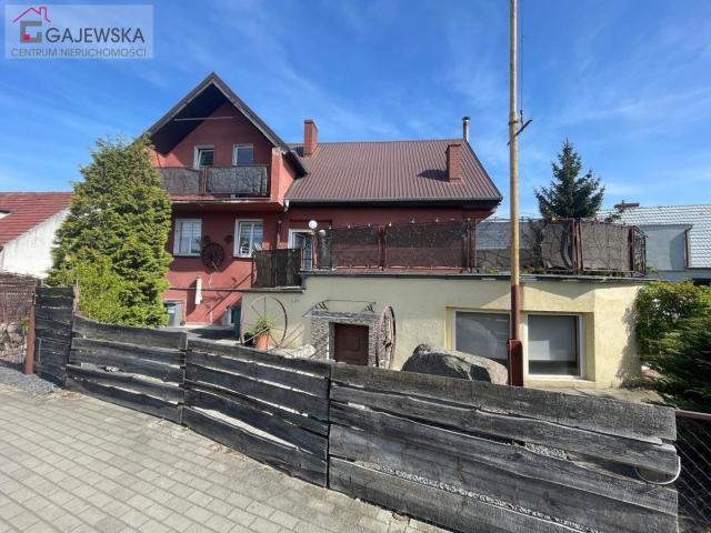 Dom na sprzedaż 6 pokoi Piła, 253,58 m2, działka 571 m2