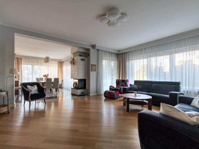 Dom na sprzedaż 6 pokoi Rumia, 424,50 m2, działka 871 m2