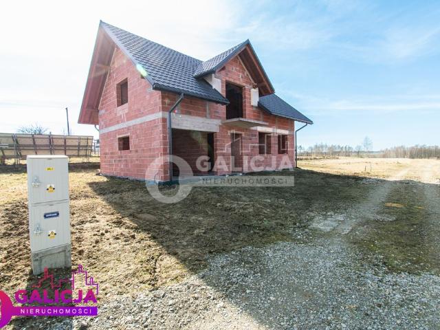 Dom na sprzedaż 6 pokoi rzeszowski, 124,64 m2, działka 400 m2