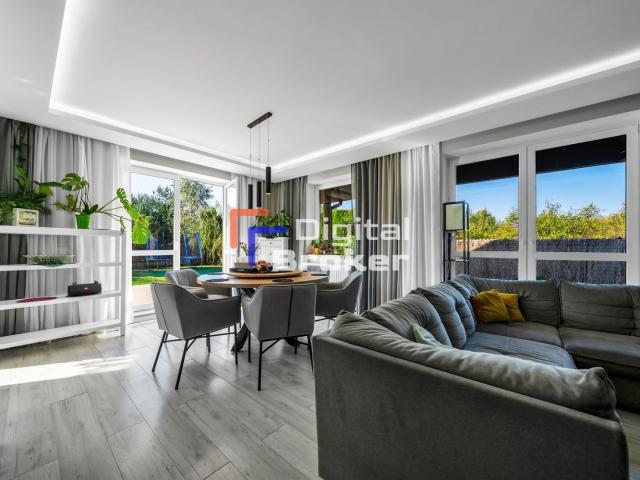 Dom na sprzedaż 6 pokoi warszawski zachodni, 241 m2, działka 1520 m2