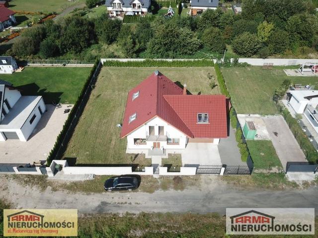 Dom na sprzedaż 6 pokoi zachodniopomorskie, 180 m2, działka 1100 m2