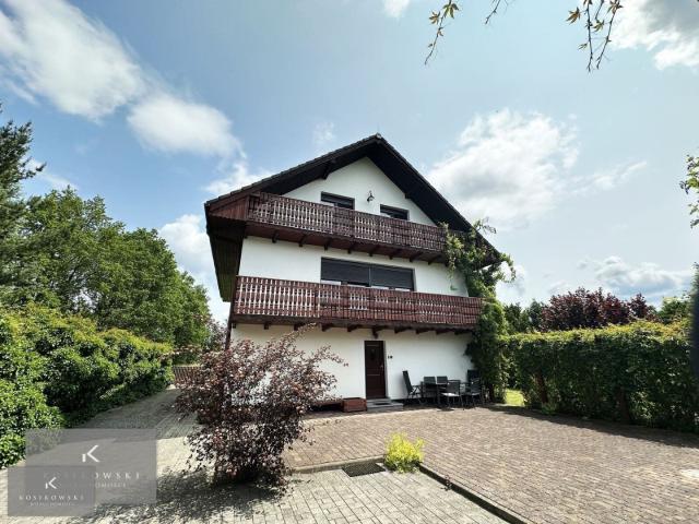 Dom na sprzedaż 7 pokoi Namysłów, 234 m2, działka 2800 m2