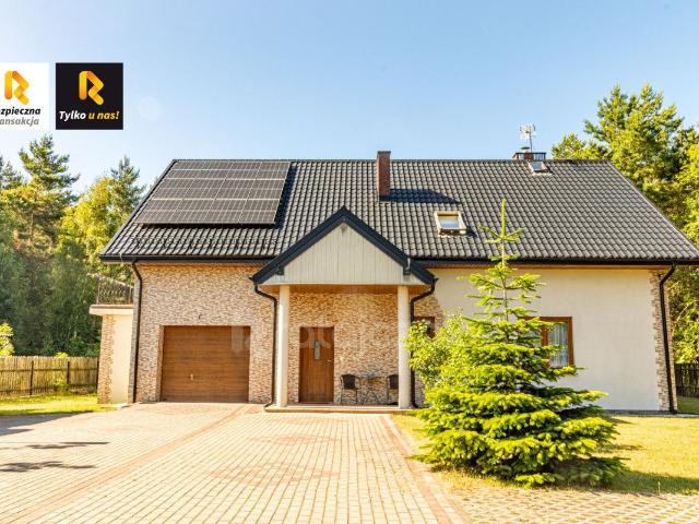 Dom na sprzedaż 7 pokoi lęborski, 211,05 m2, działka 1000 m2