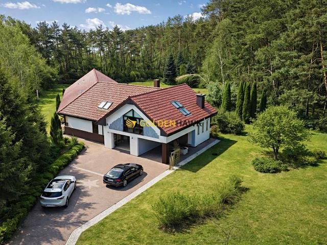 Dom na sprzedaż 7 pokoi stargardzki, 360 m2, działka 3294 m2