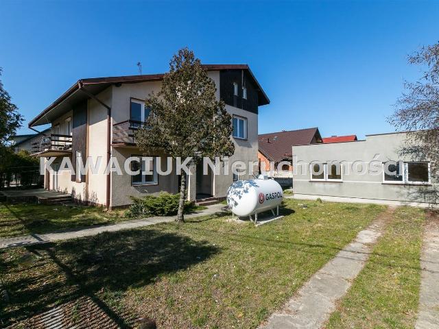 Dom na sprzedaż 7 pokoi Tomaszów Mazowiecki, 250 m2, działka 1000 m2