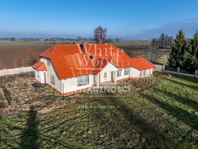Dom na sprzedaż 8 pokoi gdański, 390 m2, działka 2800 m2