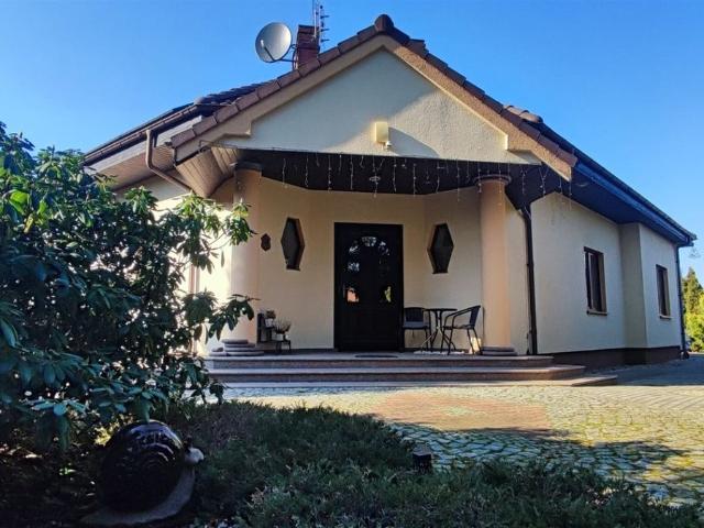 Dom na sprzedaż 8 pokoi Jaworzyna Śląska, 260 m2, działka 1900 m2