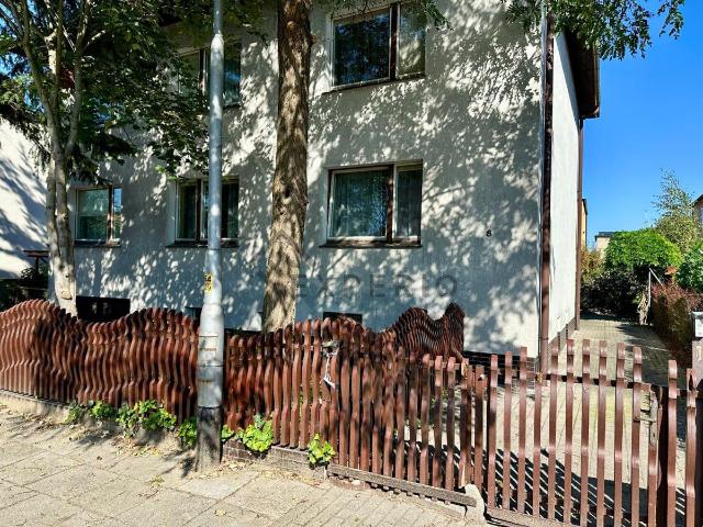 Dom na sprzedaż 9 pokoi Milicz, 270 m2, działka 418 m2