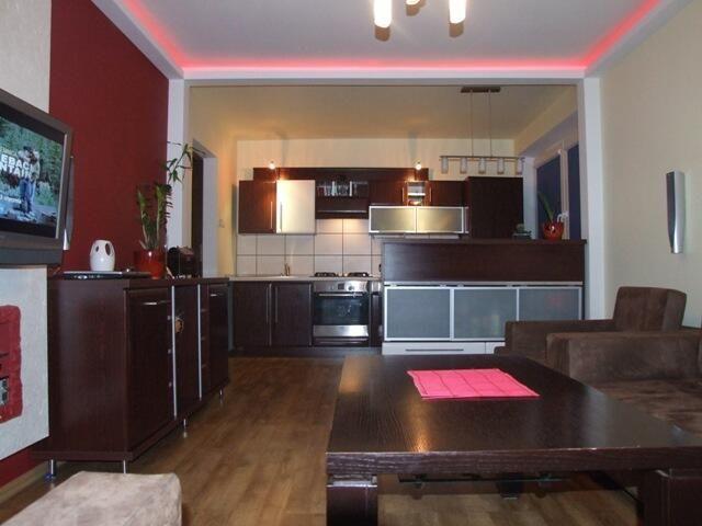 Dom na sprzedaż 11 pokoi kołobrzeski, 480 m2, działka 663 m2