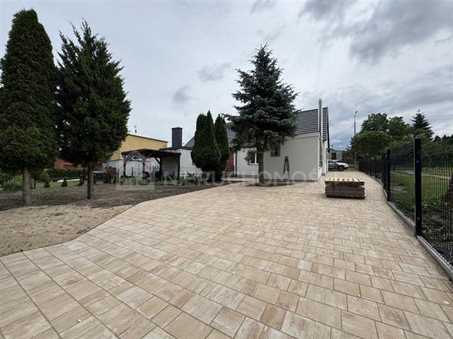 Dom na sprzedaż