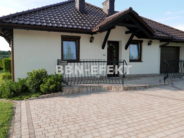 Dom na sprzedaż 2 pokoje Kęty, 74,70 m2, działka 837 m2