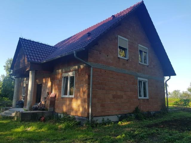 Dom na sprzedaż