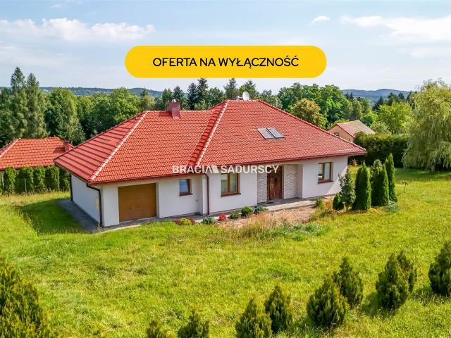 Dom na sprzedaż 3 pokoje bocheński, 166 m2, działka 1479 m2