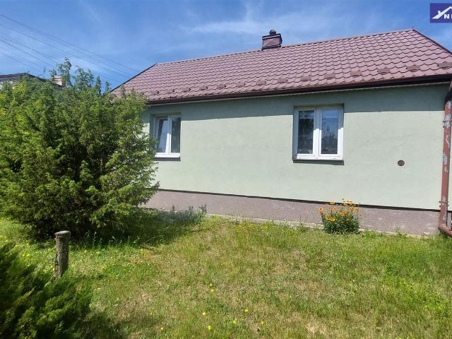 Dom na sprzedaż 3 pokoje Ostrowiec Świętokrzyski, 115 m2, działka 1004 m2