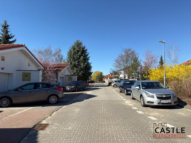 Dom na sprzedaż, Żurawia
