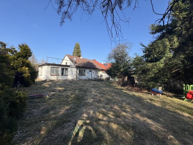 Dom na sprzedaż, Świetlista