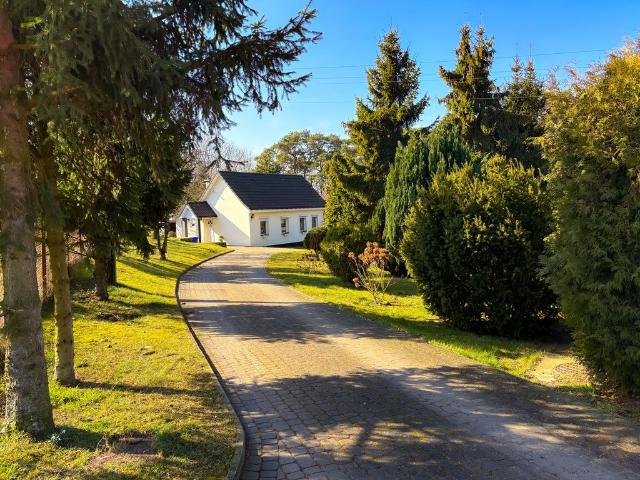 Dom na sprzedaż, Wodna