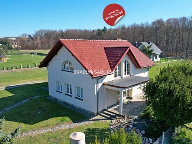 Dom na sprzedaż woj. małopolskie. Alwernia, ul. Różana, 970 000 PLN, 309,00 m2
