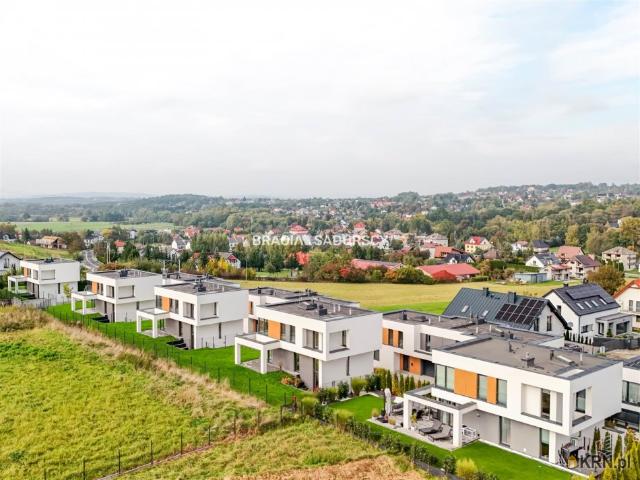 Dom na sprzedaż woj. małopolskie. Wrząsowice, 1 900 000 PLN, 125,72 m2