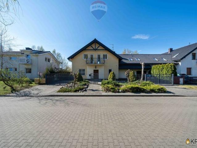 Dom na sprzedaż woj. wielkopolskie. Przeźmierowo, 1 700 000 PLN, 240,00 m2