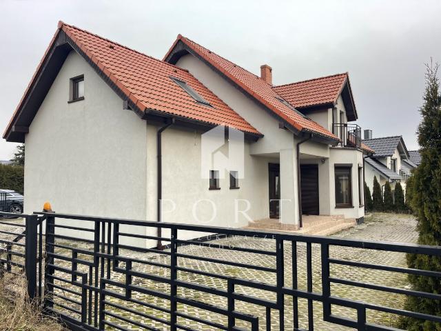Dom na sprzedaż, Złota