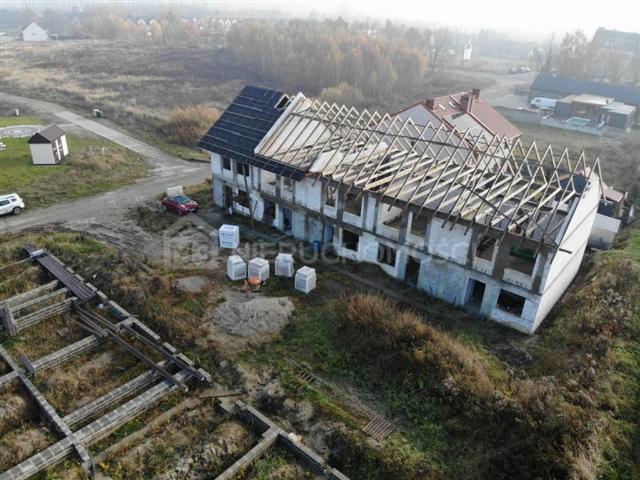 Dom na sprzedaż, Kręta