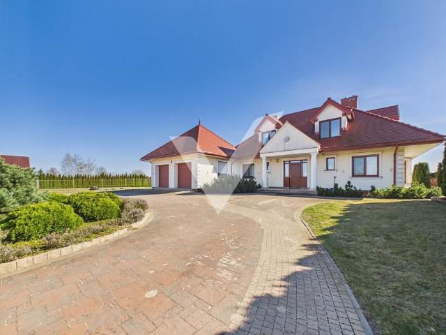 Dom na sprzedaż, Królewska