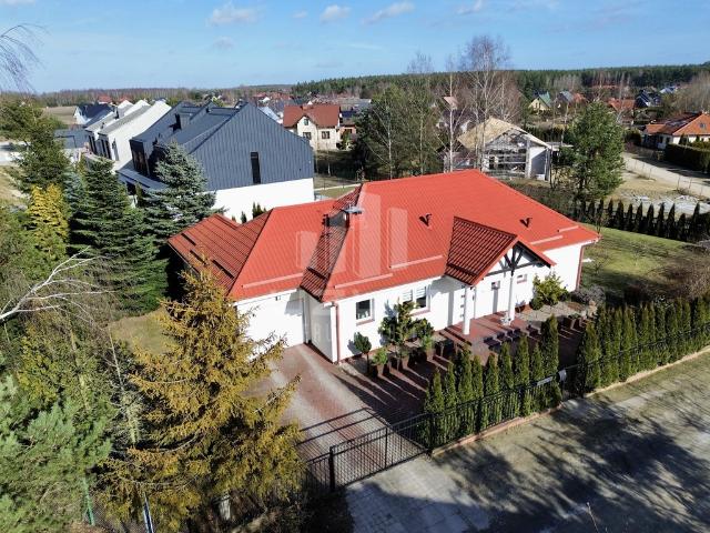 Dom na sprzedaż, Piaskowa
