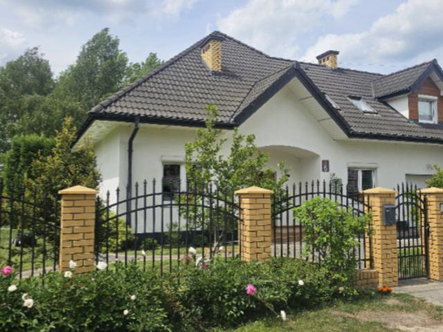 Dom na sprzedaż, Sympatyczna