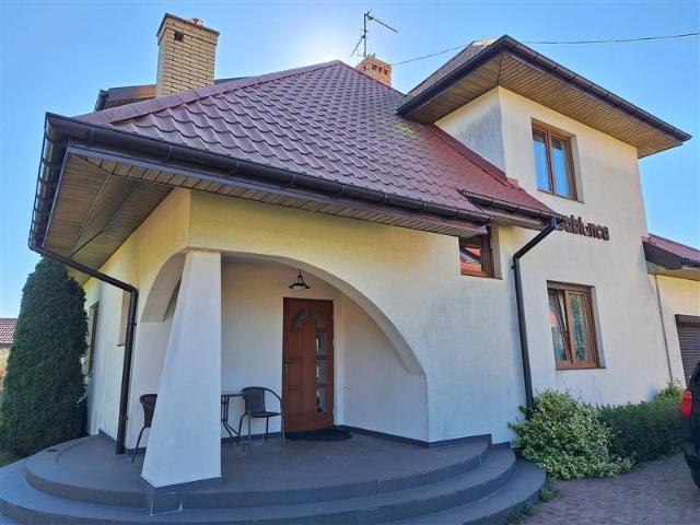 Dom nad morzem w Dąbkach z 6 pokoi na wynajem